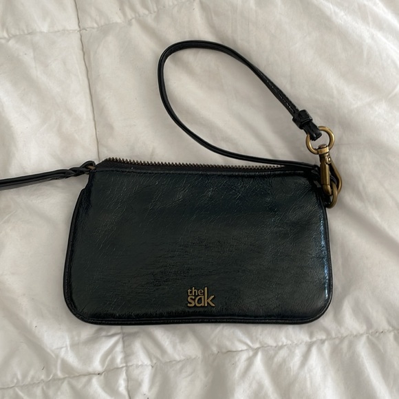 The sak leopard print and black purse/wristlet - Picture 2 of 6